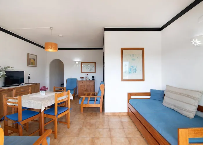 T1 Em - Parque Mourabel Apartmán