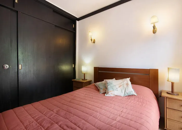 Apartmán T1 Em - Parque Mourabel