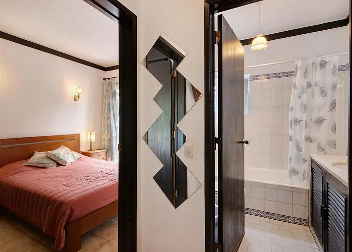 T1 Em - Parque Mourabel Apartament *